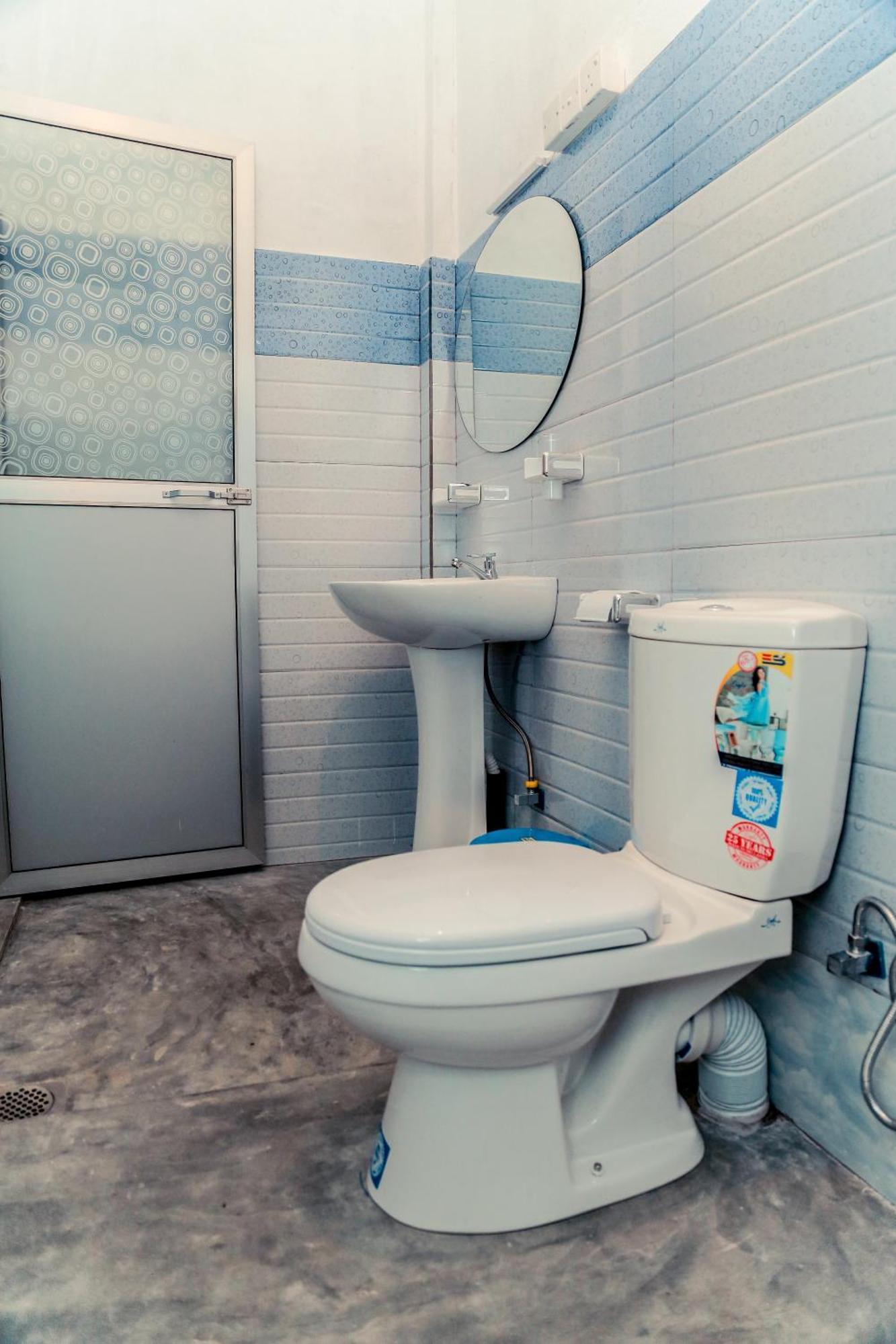 Painkiller Hiriketiya Apartment Dikwella Bagian luar foto